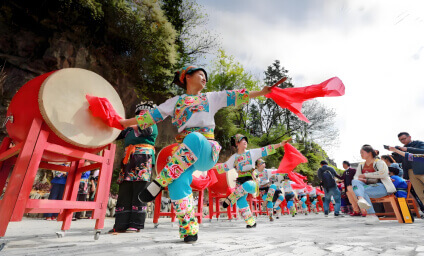 湘西非遗鼓舞活动展示